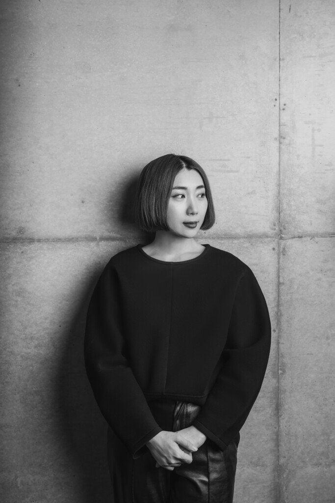 EMI YOSHINO